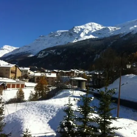 Ensoleille Station Val Cenis Vanoise * Lanslevillard