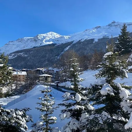 Ensoleille Station Val Cenis Vanoise Daire Lanslevillard